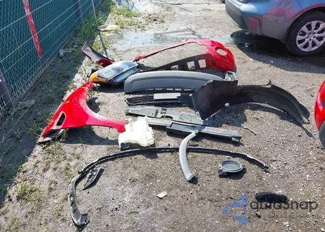 2013 Kia Soul z USA, uszkodzony, nr VIN KNDJT2A57D7626448